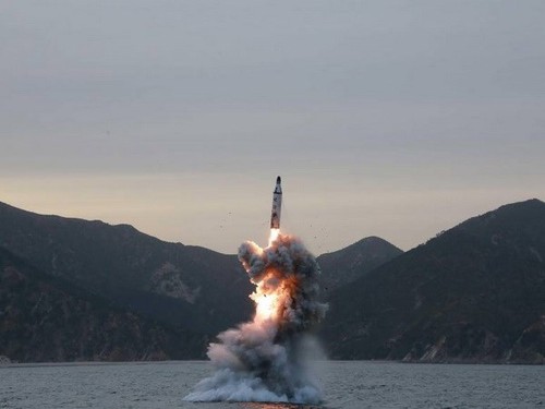 Nordkorea kann Rakete mit Reichweite bis in die USA entwickeln - ảnh 1